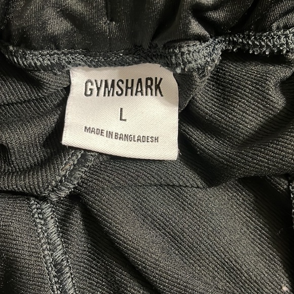 GYMSHARK shorts size L - Picture 8 of 9